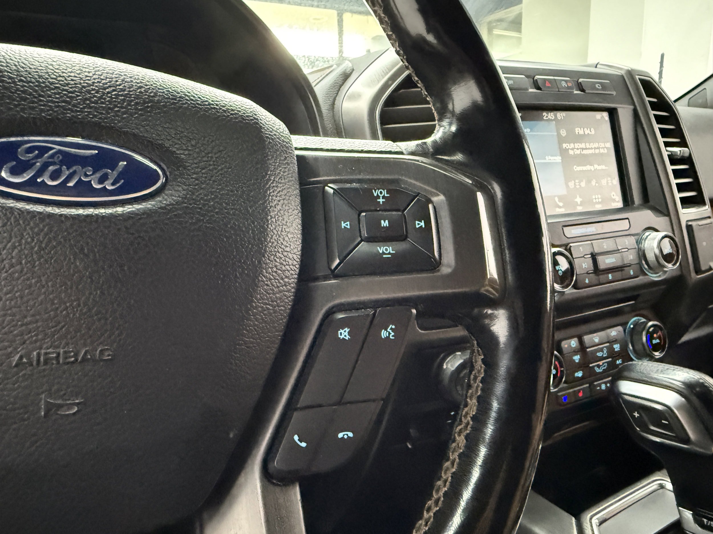 Used 2017 Ford F150 Limited AWD/4WD image 19