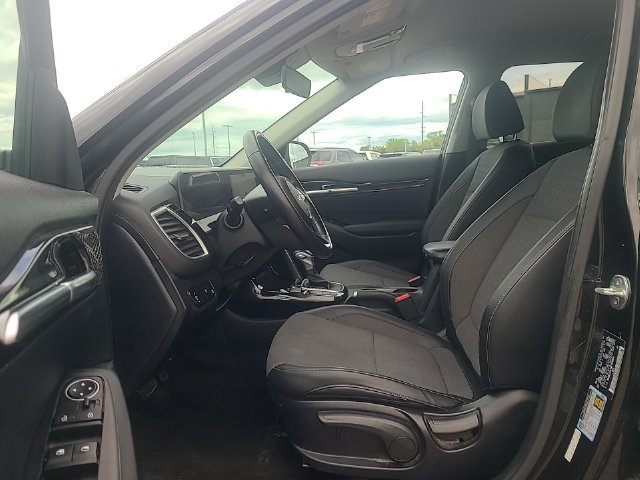 Used 2024 Kia Seltos S FWD image 13
