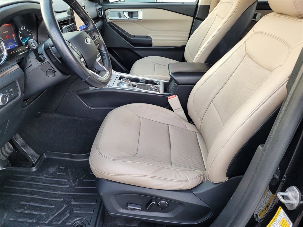 Used 2020 Ford Explorer Limited w/ Class III Trailer Tow Package image 23