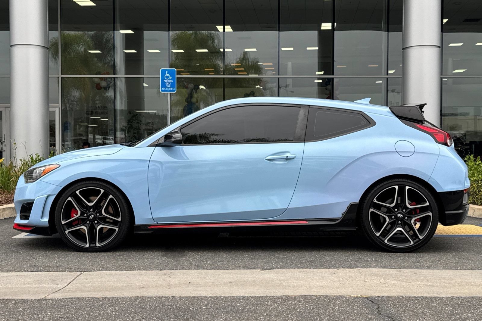 Used 2020 Hyundai Veloster N w/ Performance Package FWD image 7