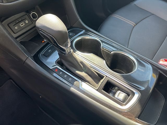 Used 2024 Chevrolet Equinox Premier image 28