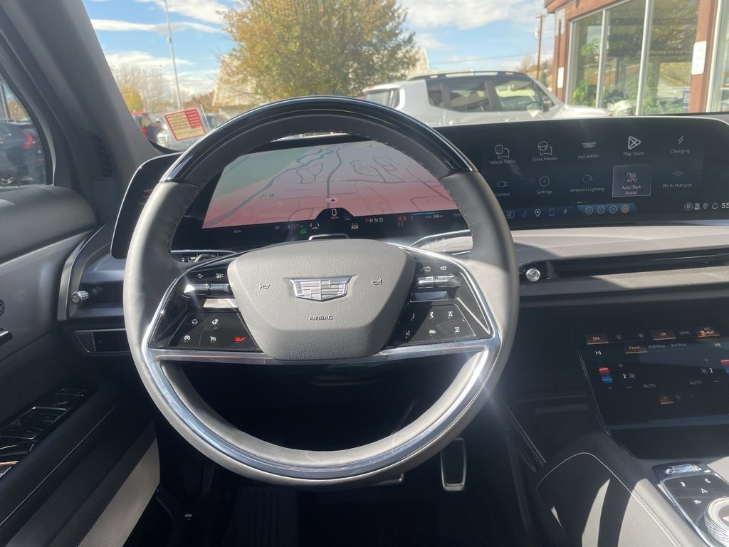 Used 2026 Cadillac Vistiq Sport w/ LPO, Floor Liner Package image 20