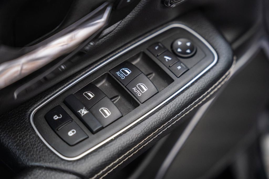 Used 2022 RAM 1500 Laramie image 47