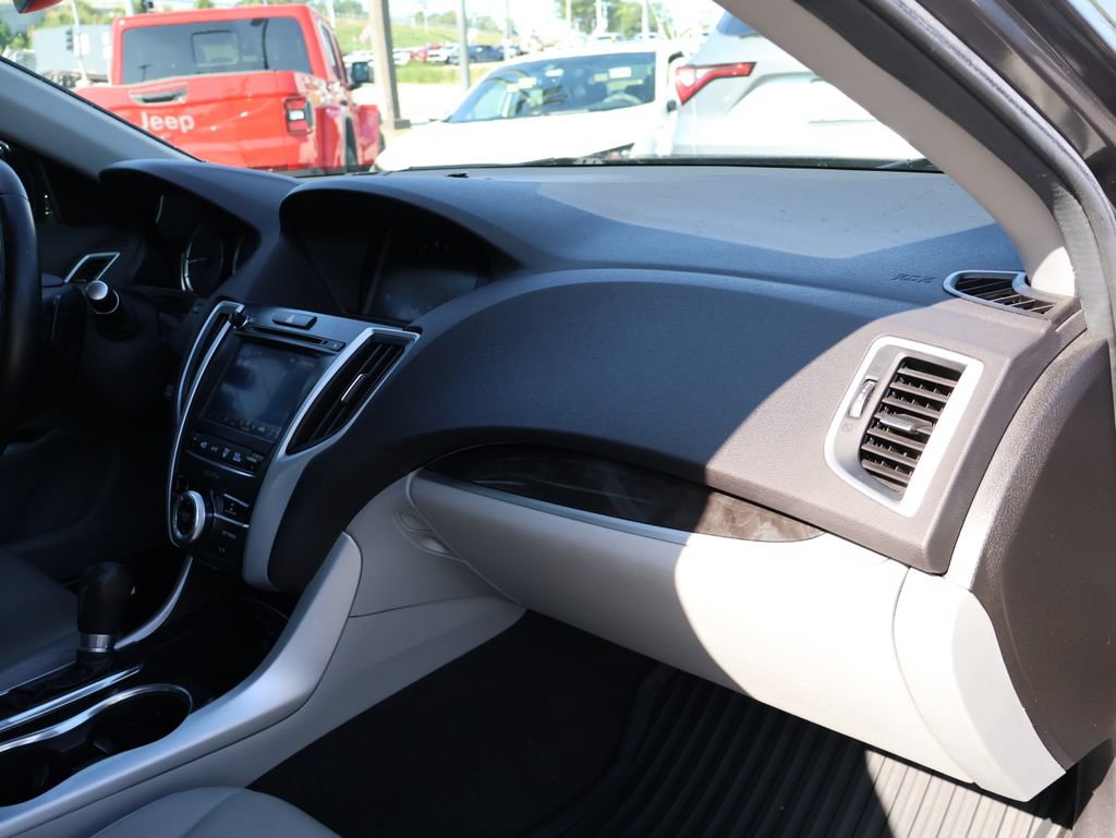Used 2020 Acura TLX FWD image 9
