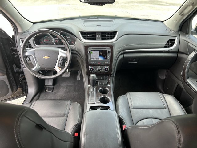 Used 2017 Chevrolet Traverse Premier FWD image 21