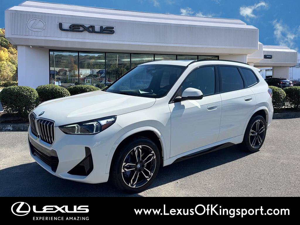 Used 2025 BMW X1 xDrive28i w/ Premium Package AWD/4WD image 1