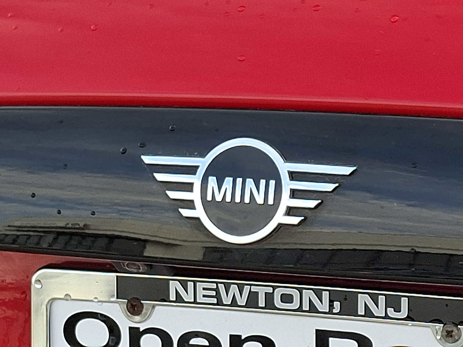 Used 2019 MINI Cooper S w/ Signature Upholstery Package image 29