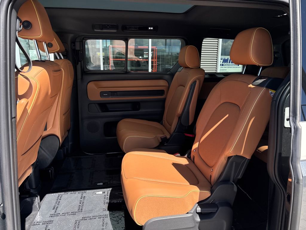 New 2025 Volkswagen ID. Buzz Pro S Plus AWD/4WD image 26