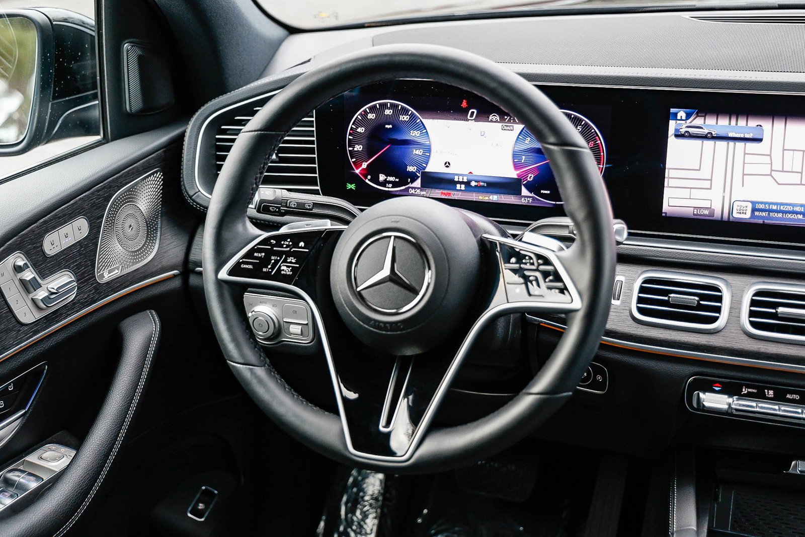 Used 2025 Mercedes-Benz GLS 450 4MATIC image 13