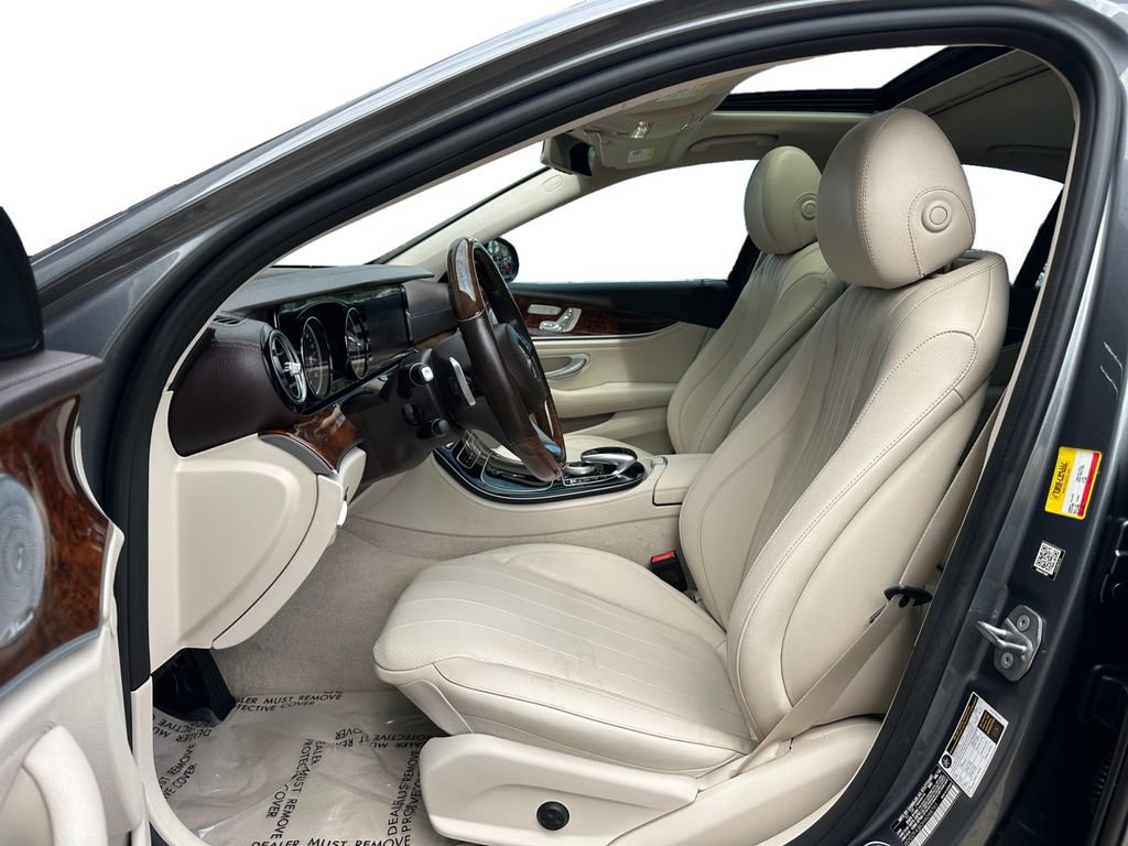 Used 2017 Mercedes-Benz E 300 image 10