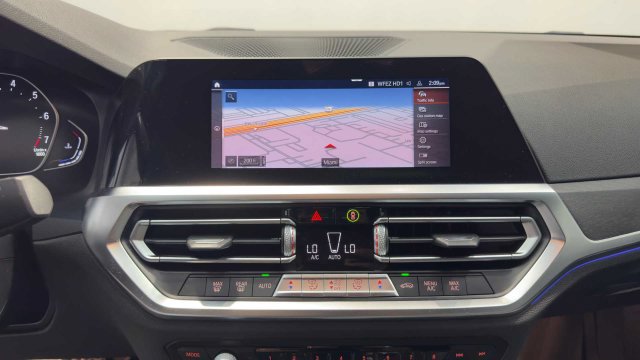 Used 2021 BMW 330i Sedan w/ Driving Assistance Package RWD image 27