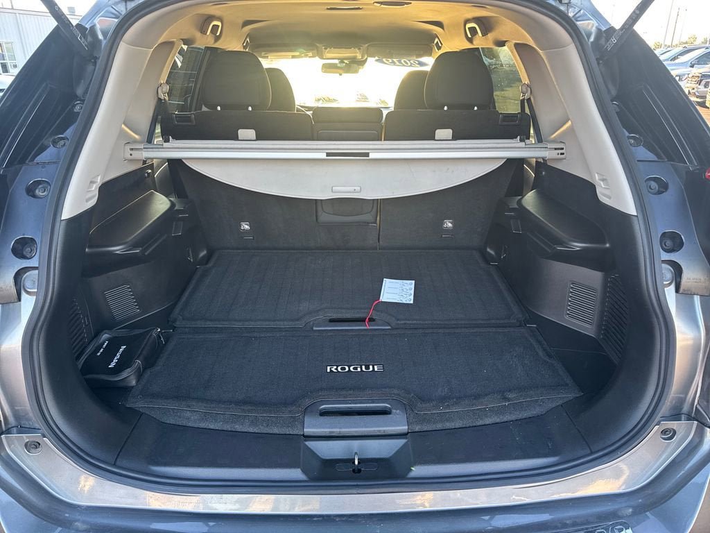 Used 2019 Nissan Rogue S AWD/4WD image 7