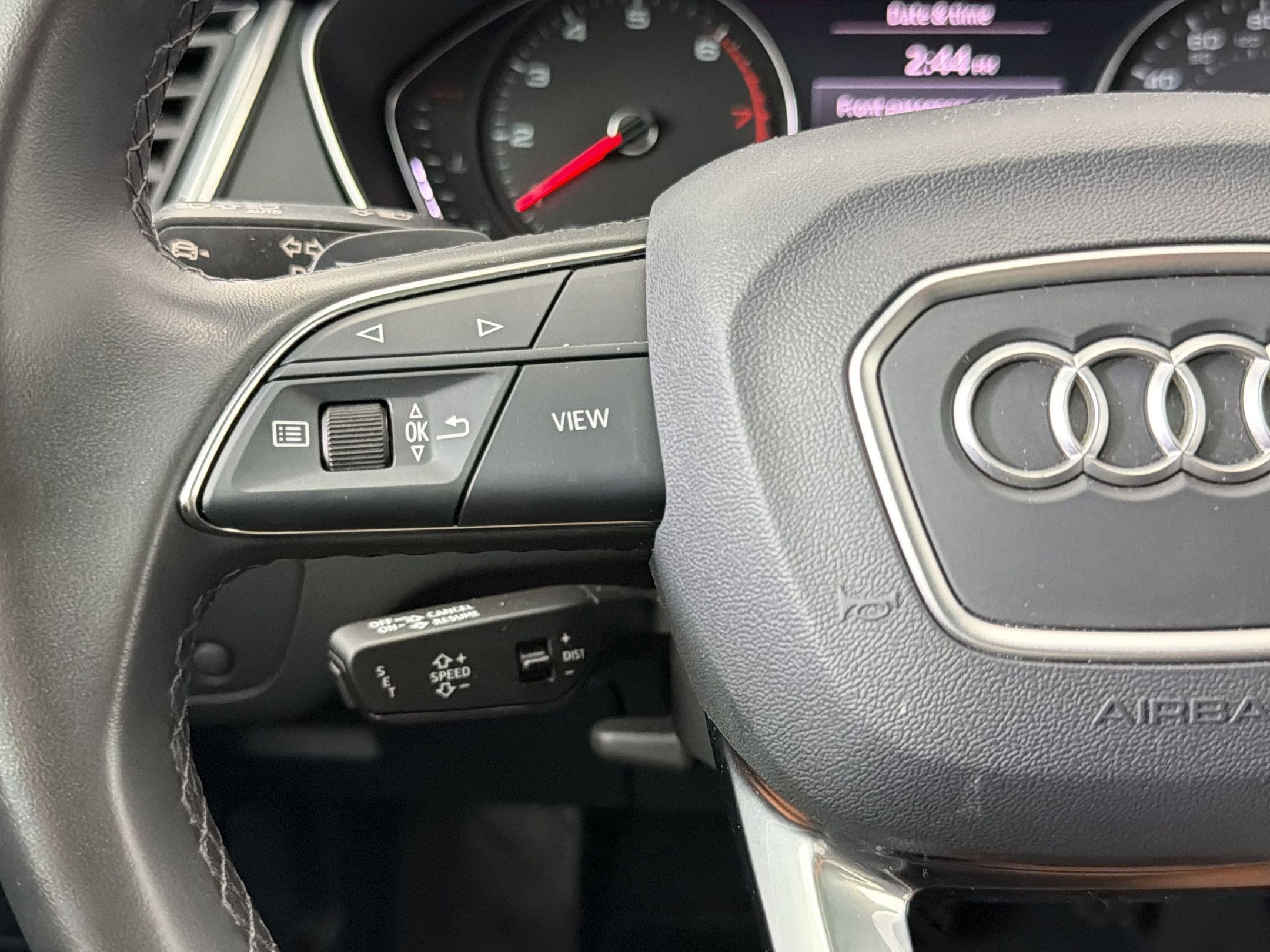 Used 2023 Audi Q5 2.0T Premium w/ Convenience Package AWD/4WD image 17