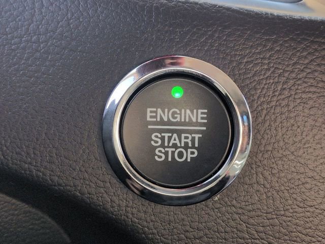 Used 2024 Ford Edge Titanium image 36