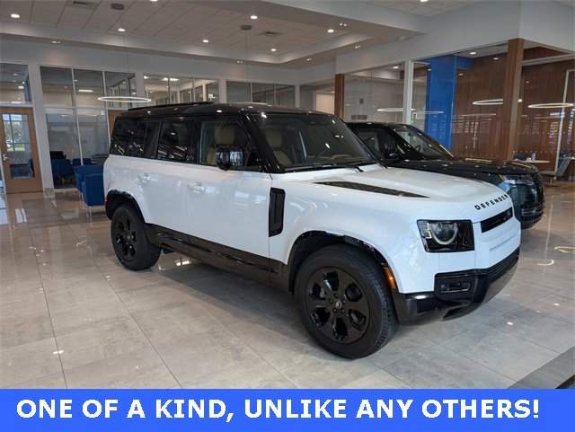 Used 2024 Land Rover Defender 110 S image 10