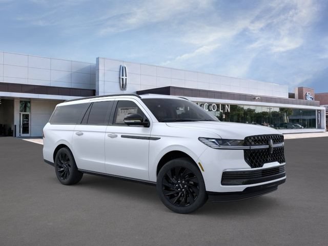 New 2026 Lincoln Navigator L Reserve w/ Jet Appearance Package AWD/4WD image 8