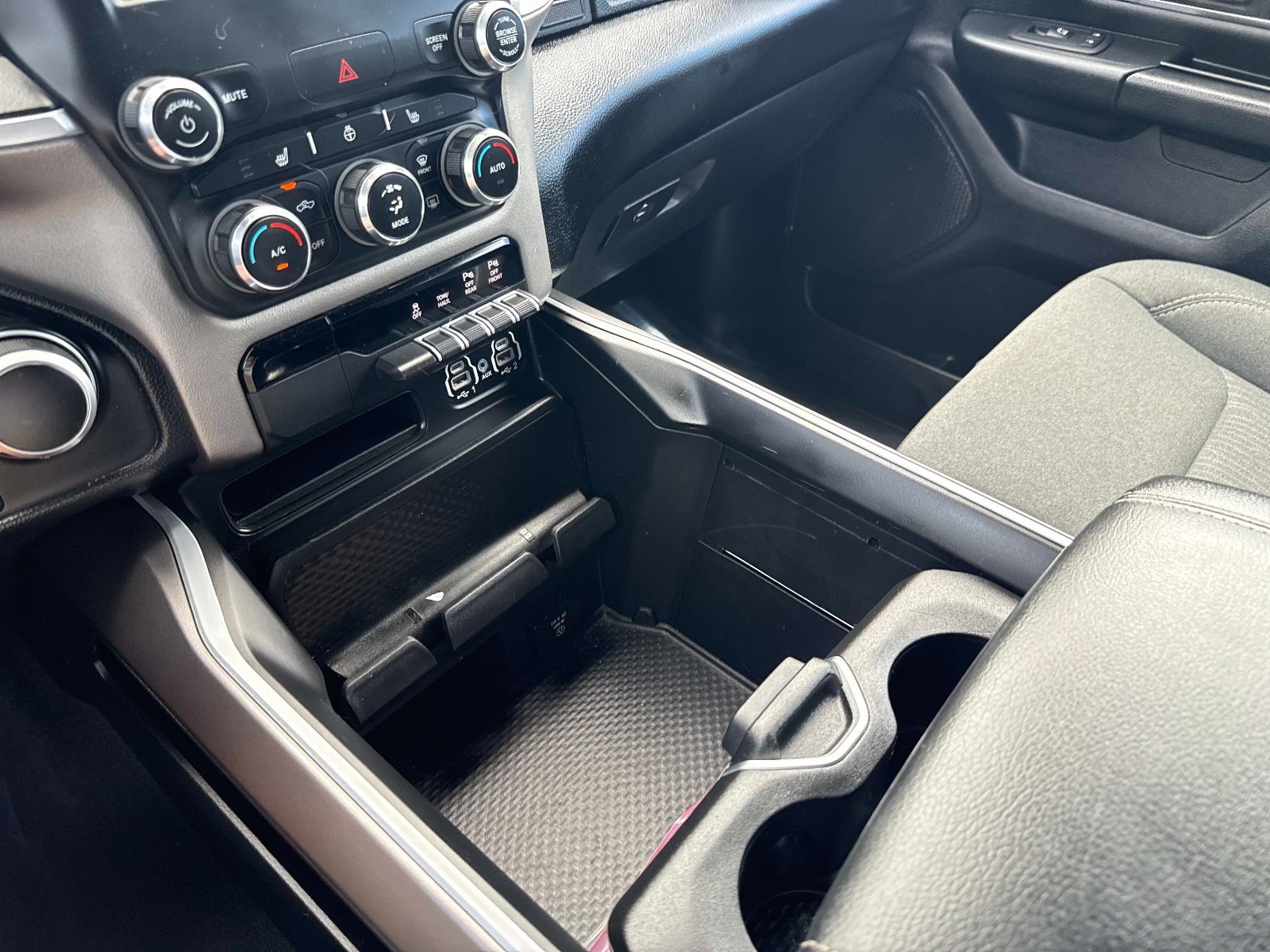 Used 2022 RAM 1500 Lone Star image 29