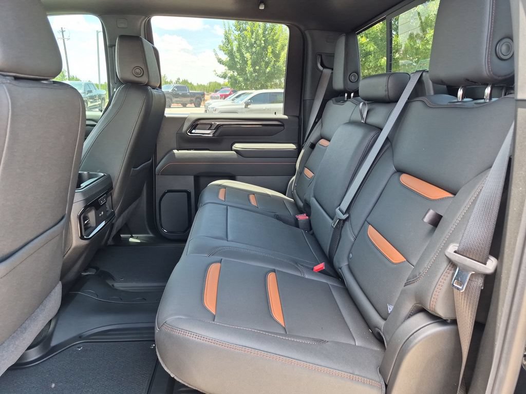 New 2026 GMC Sierra 2500 AT4 w/ AT4 Premium Plus Package AWD/4WD image 39