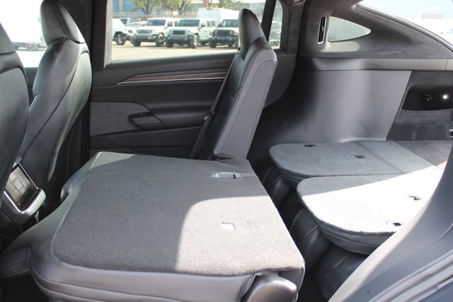 Used 2022 Tesla Model X AWD/4WD image 37