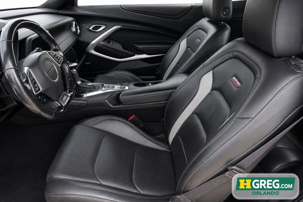 Used 2019 Chevrolet Camaro SS RWD image 8
