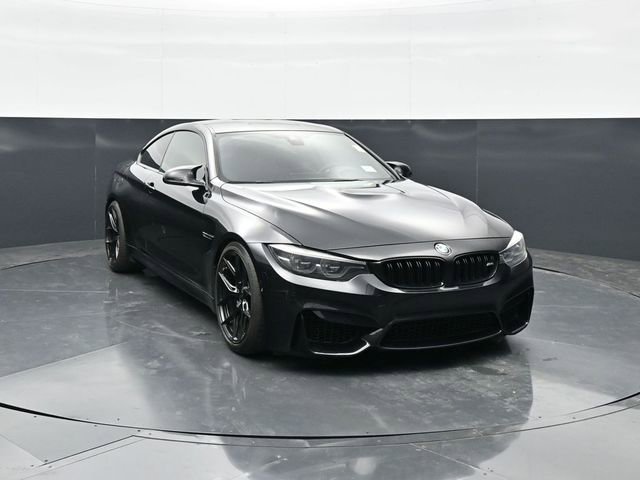 Used 2018 BMW M4 Coupe RWD image 2