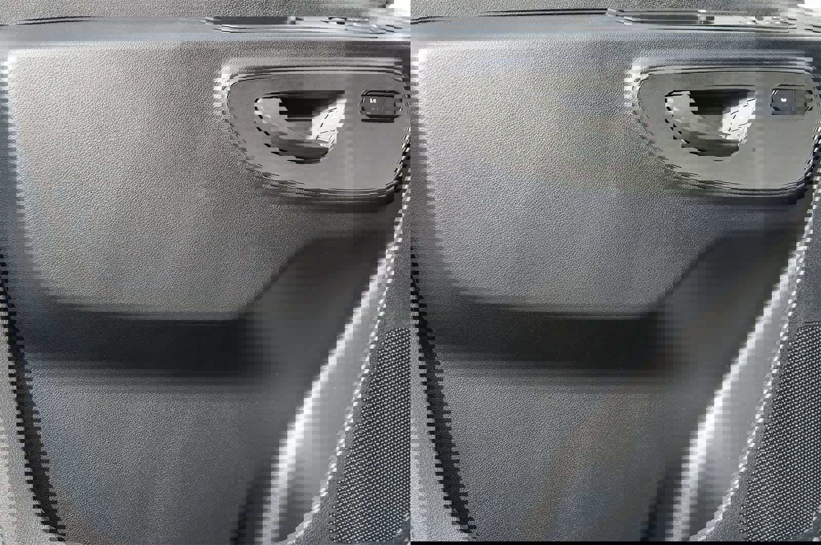 New 2024 Mercedes-Benz eSprinter 170 Cargo image 26