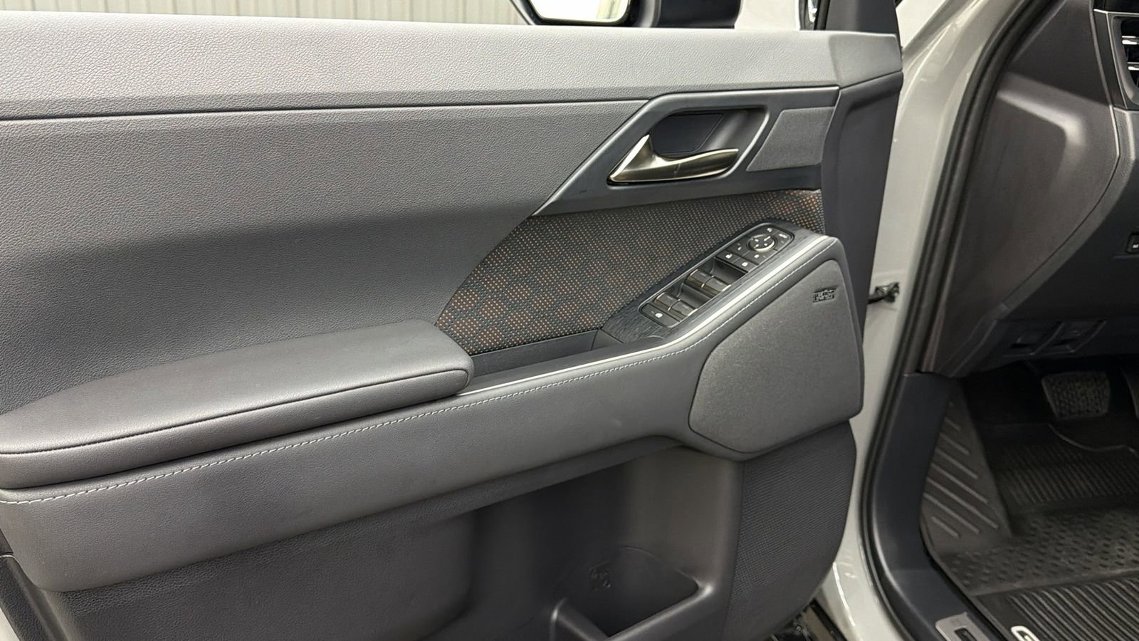 Used 2026 Lexus GX 550 w/ Accessory Package (2T) image 22