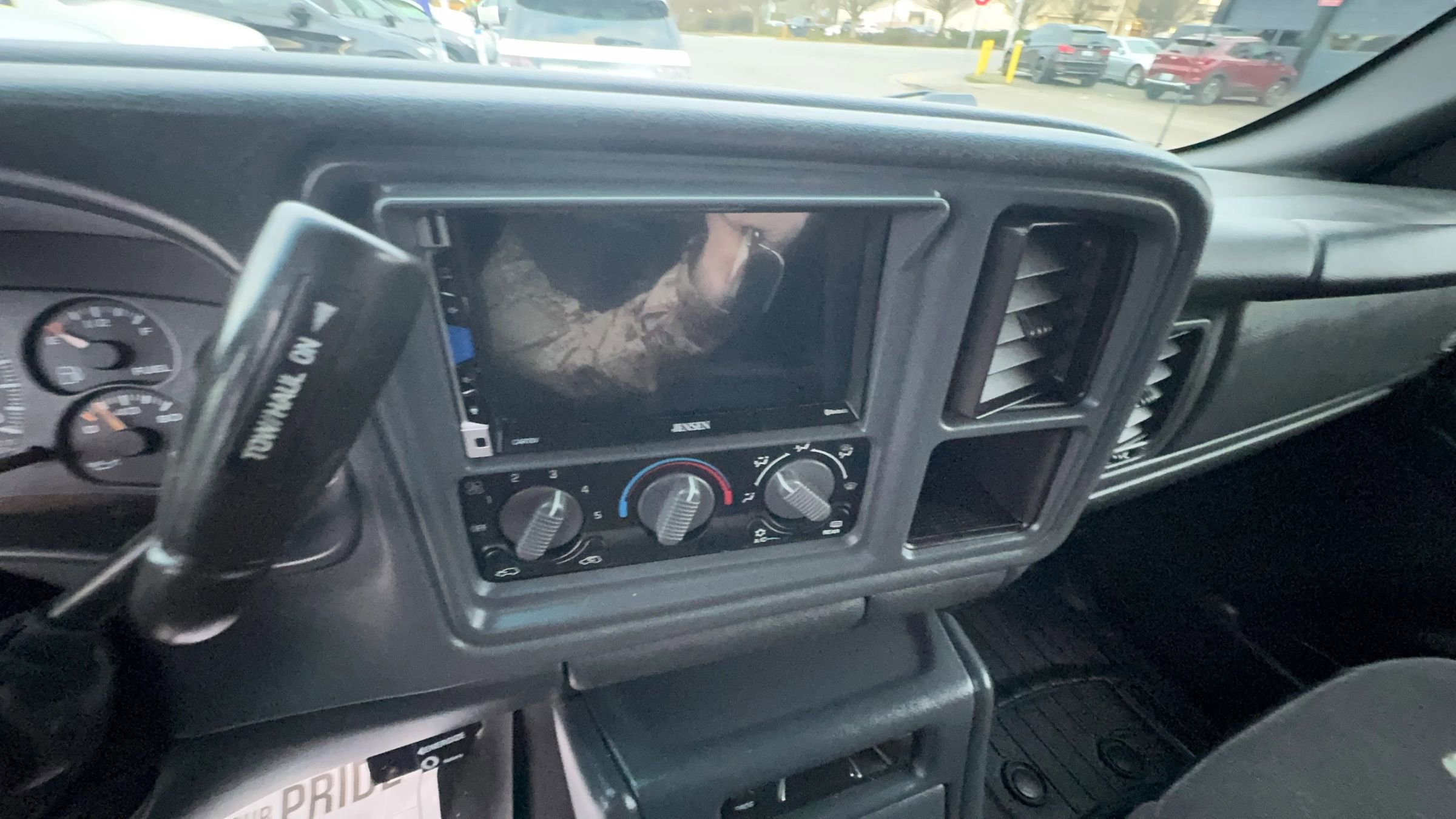 Used 2002 GMC Sierra 2500 2WD Crew Cab HD image 10