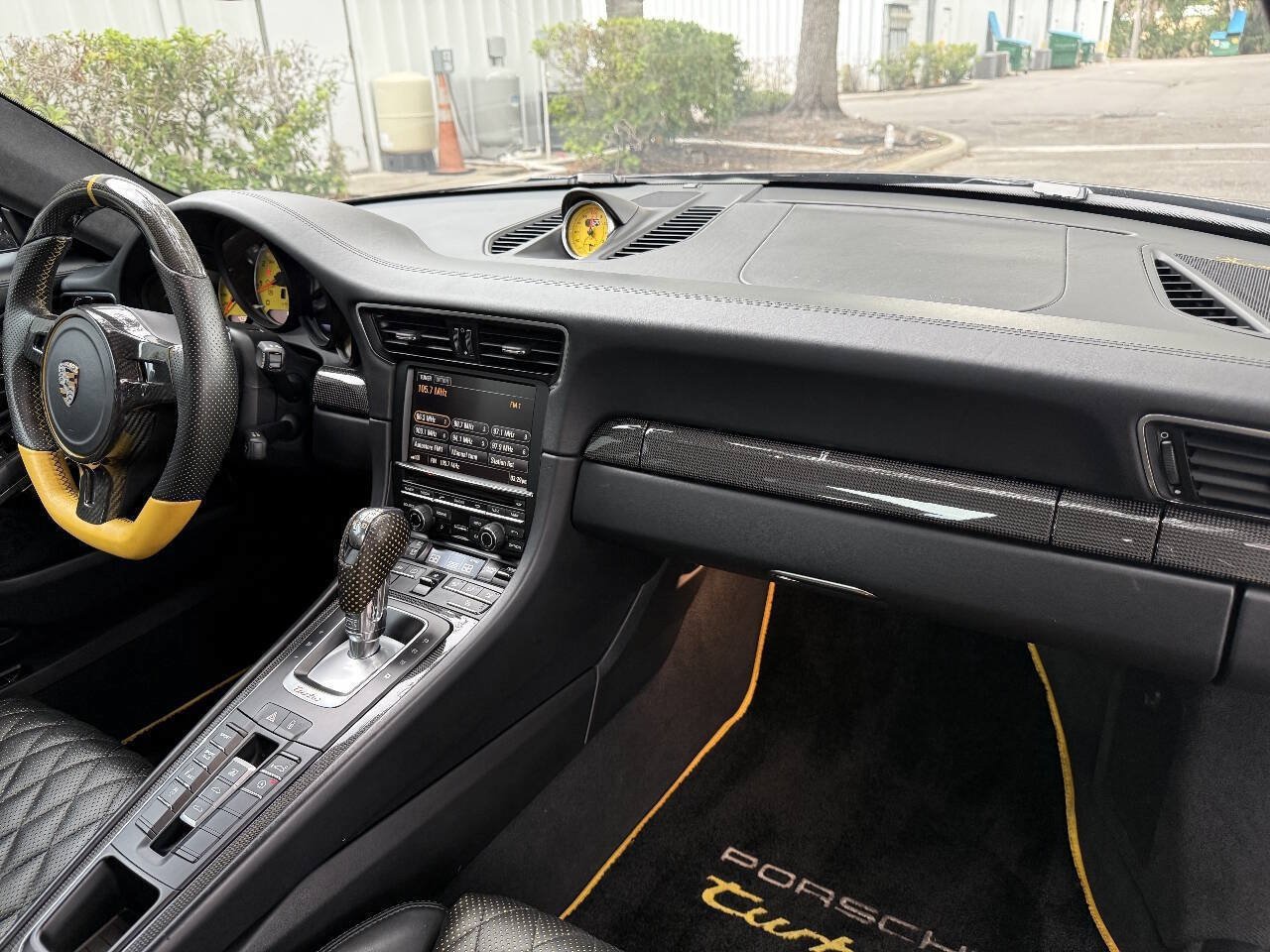 Used 2015 Porsche 911 Turbo S w/ High-end Infotainment Package AWD/4WD image 36