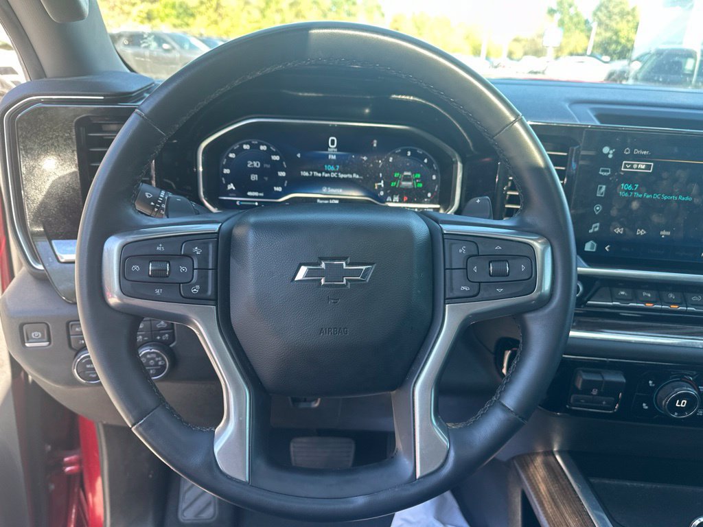 Used 2023 Chevrolet Silverado 1500 RST AWD/4WD image 15