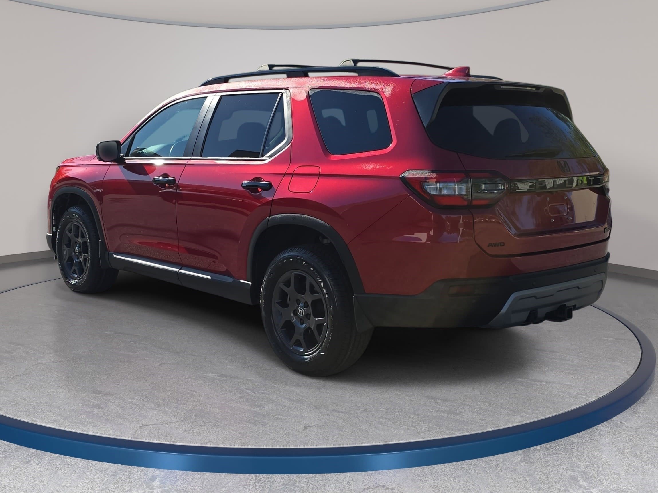 Certified 2024 Honda Pilot TrailSport image 7