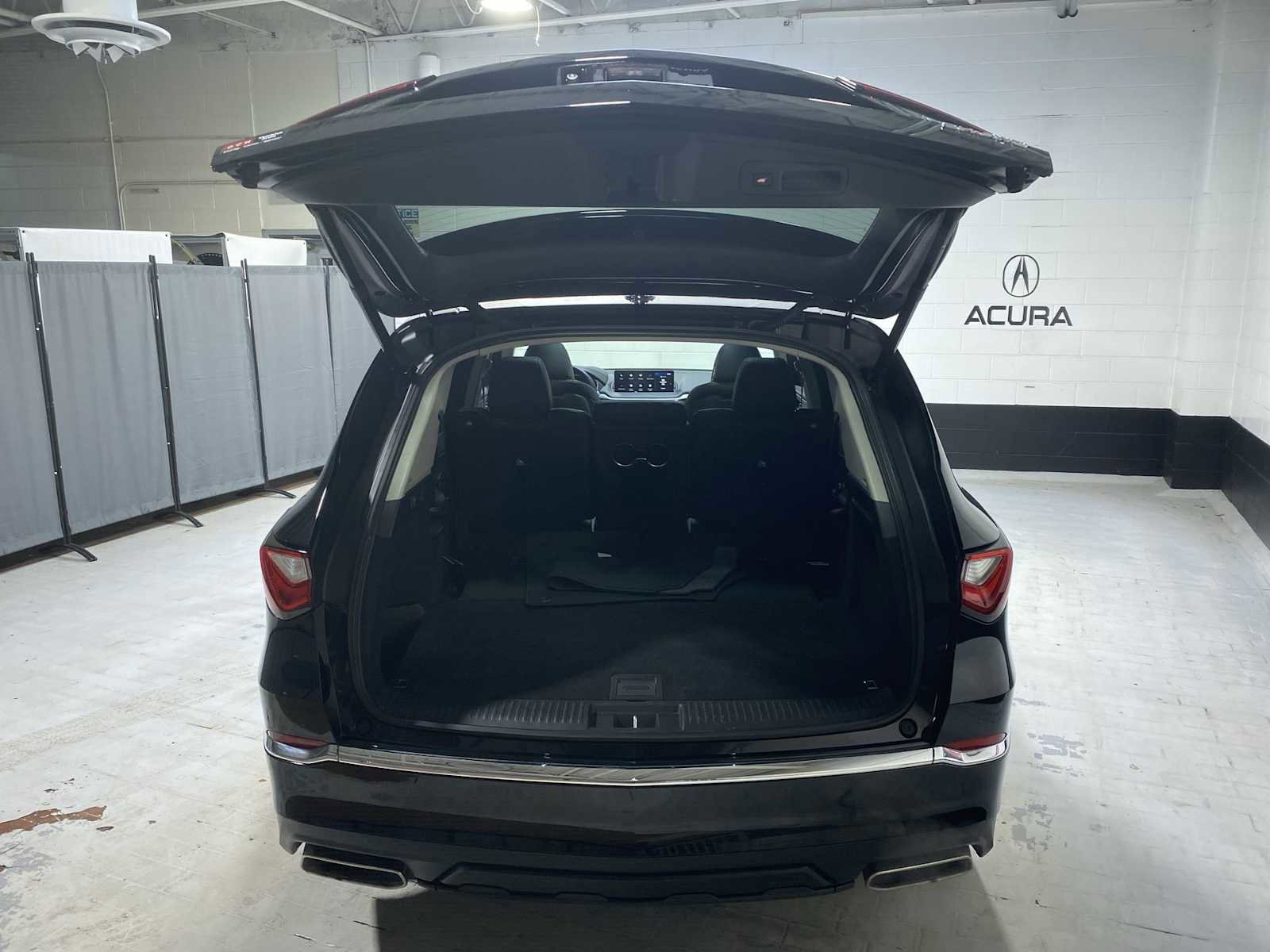 Certified 2023 Acura MDX SH-AWD image 19
