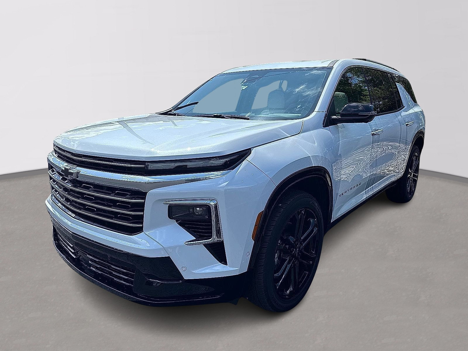 New 2026 Chevrolet Traverse High Country w/ LPO, Floor Liner Package FWD image 1