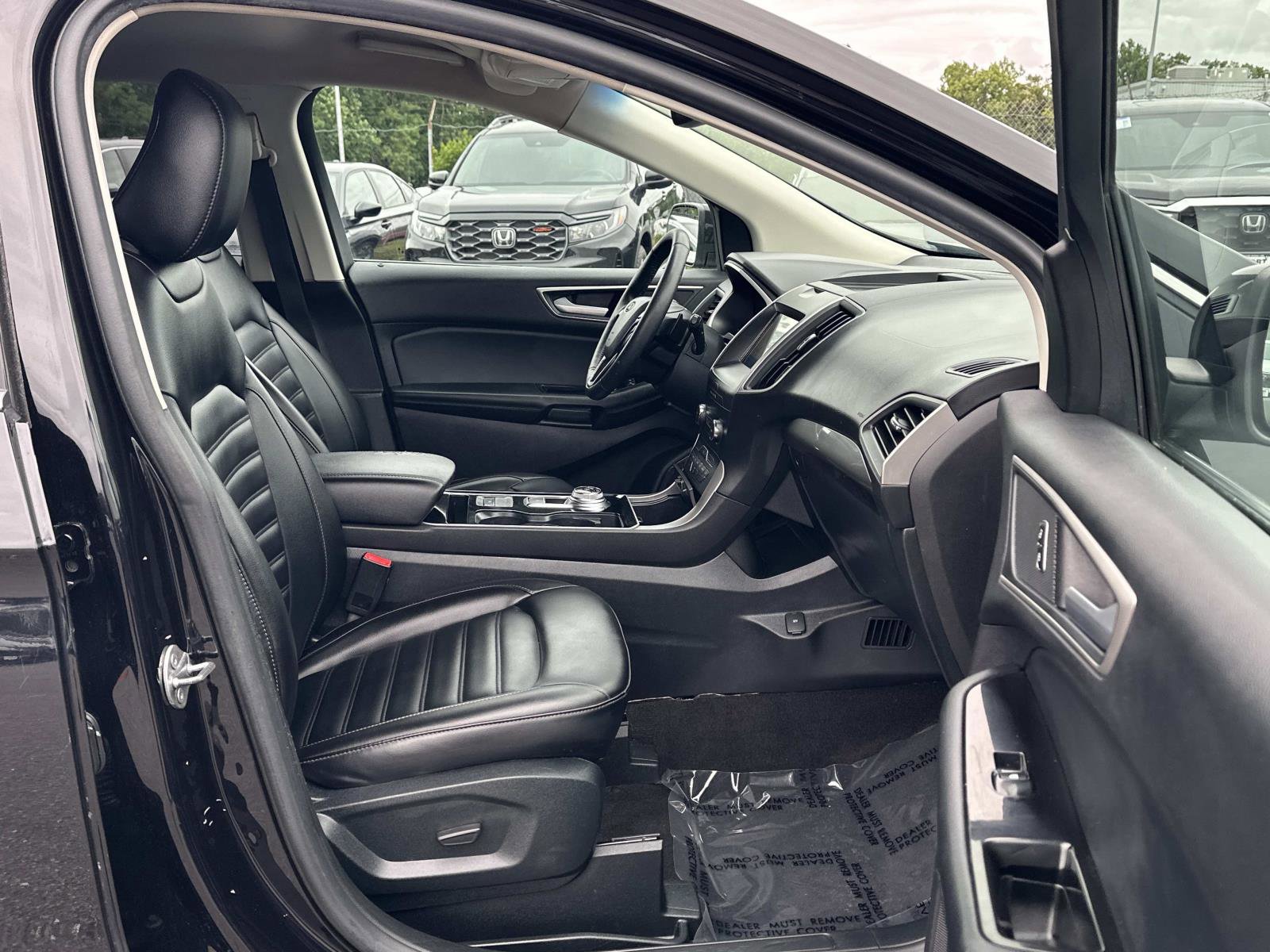 Used 2020 Ford Edge SEL w/ Convenience Package AWD/4WD image 15