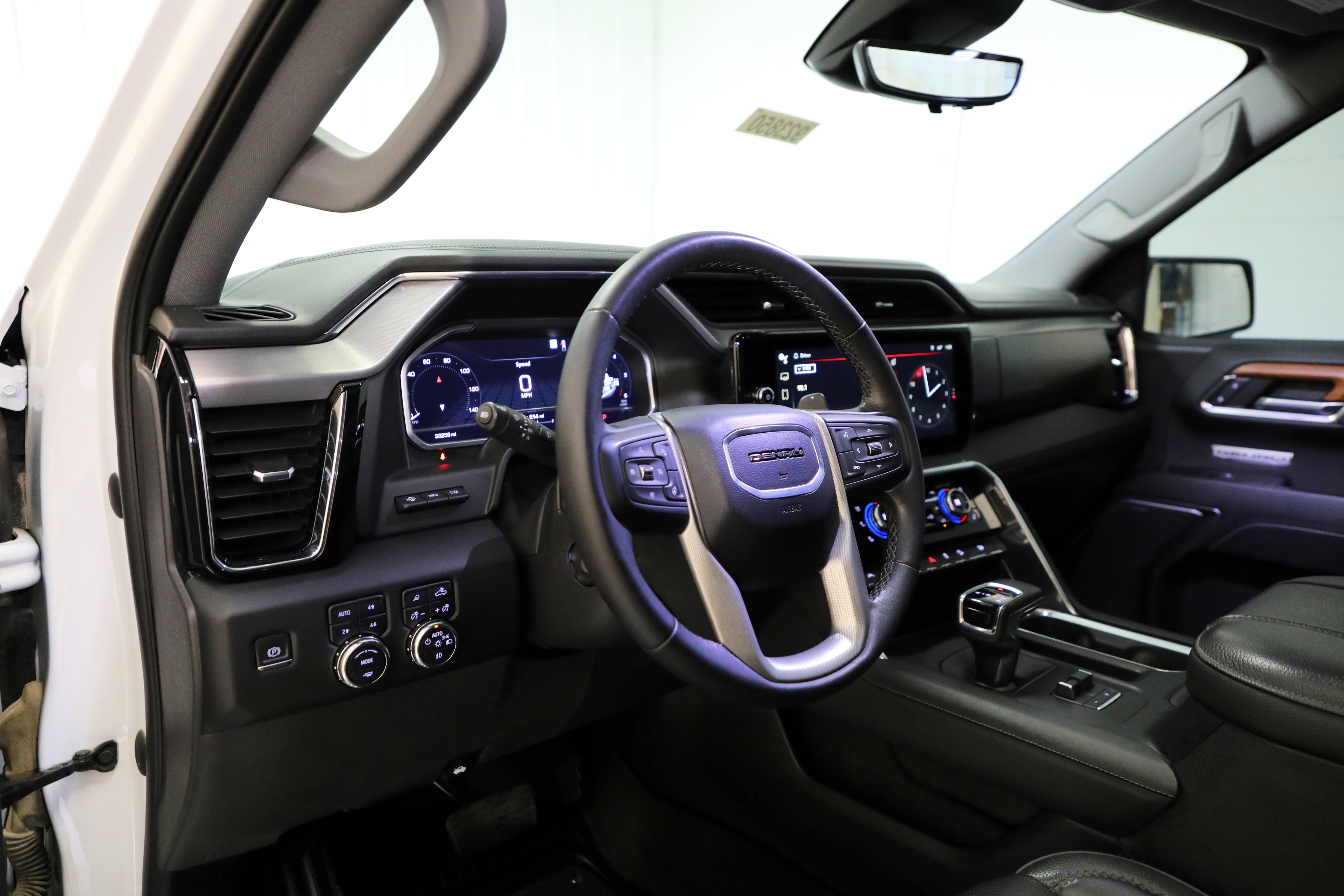 Used 2023 GMC Sierra 1500 Denali w/ Denali Reserve Package image 10