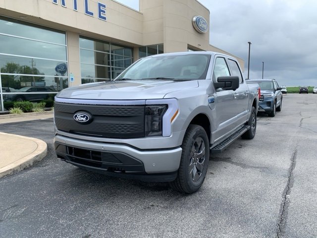 New 2025 Ford F150 Lightning Flash
