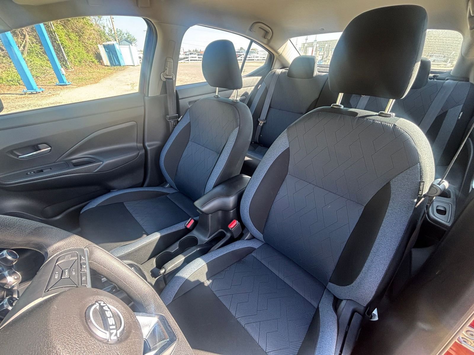 Used 2025 Nissan Versa SV image 36