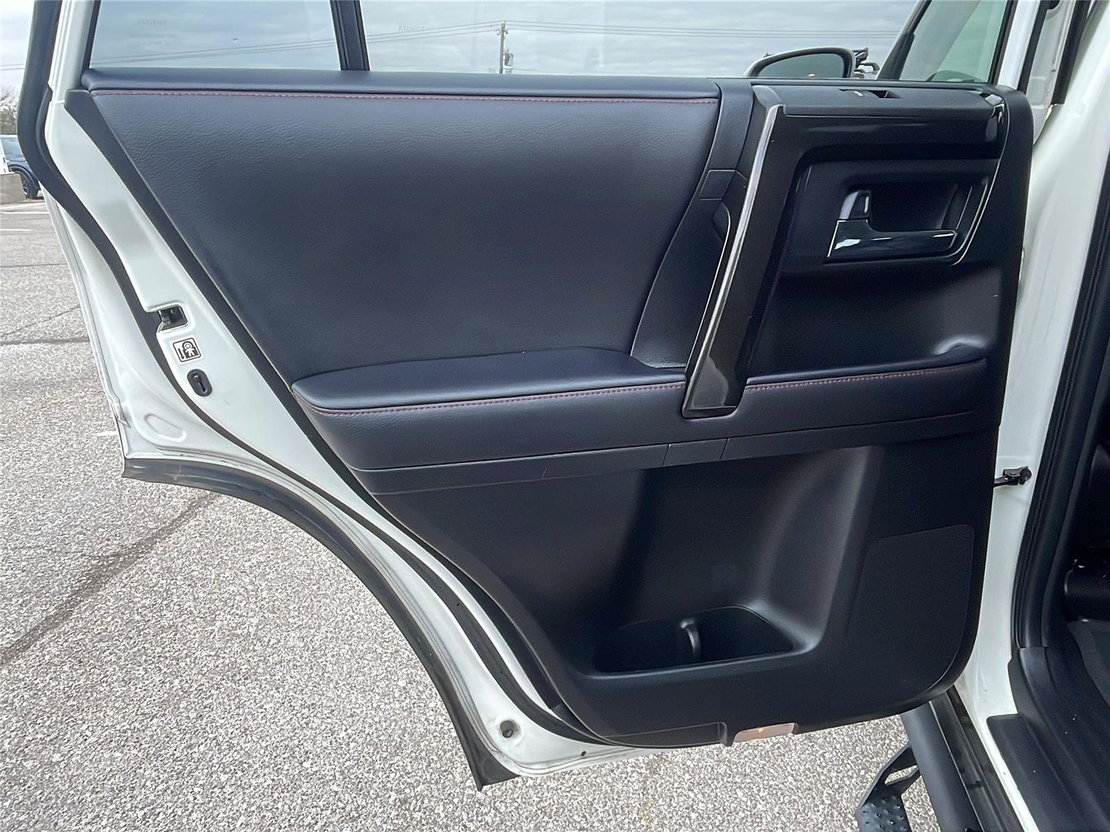 Used 2020 Toyota 4Runner TRD Off-Road Premium image 17