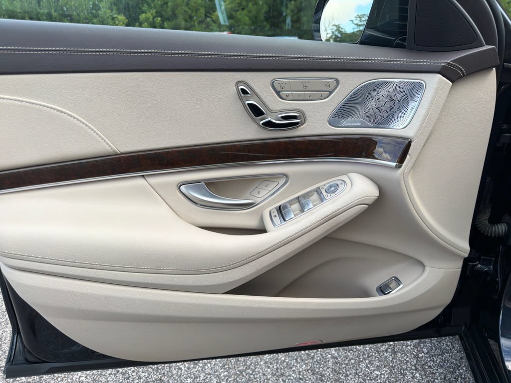 Used 2016 Mercedes-Benz S 550 4MATIC Sedan image 48