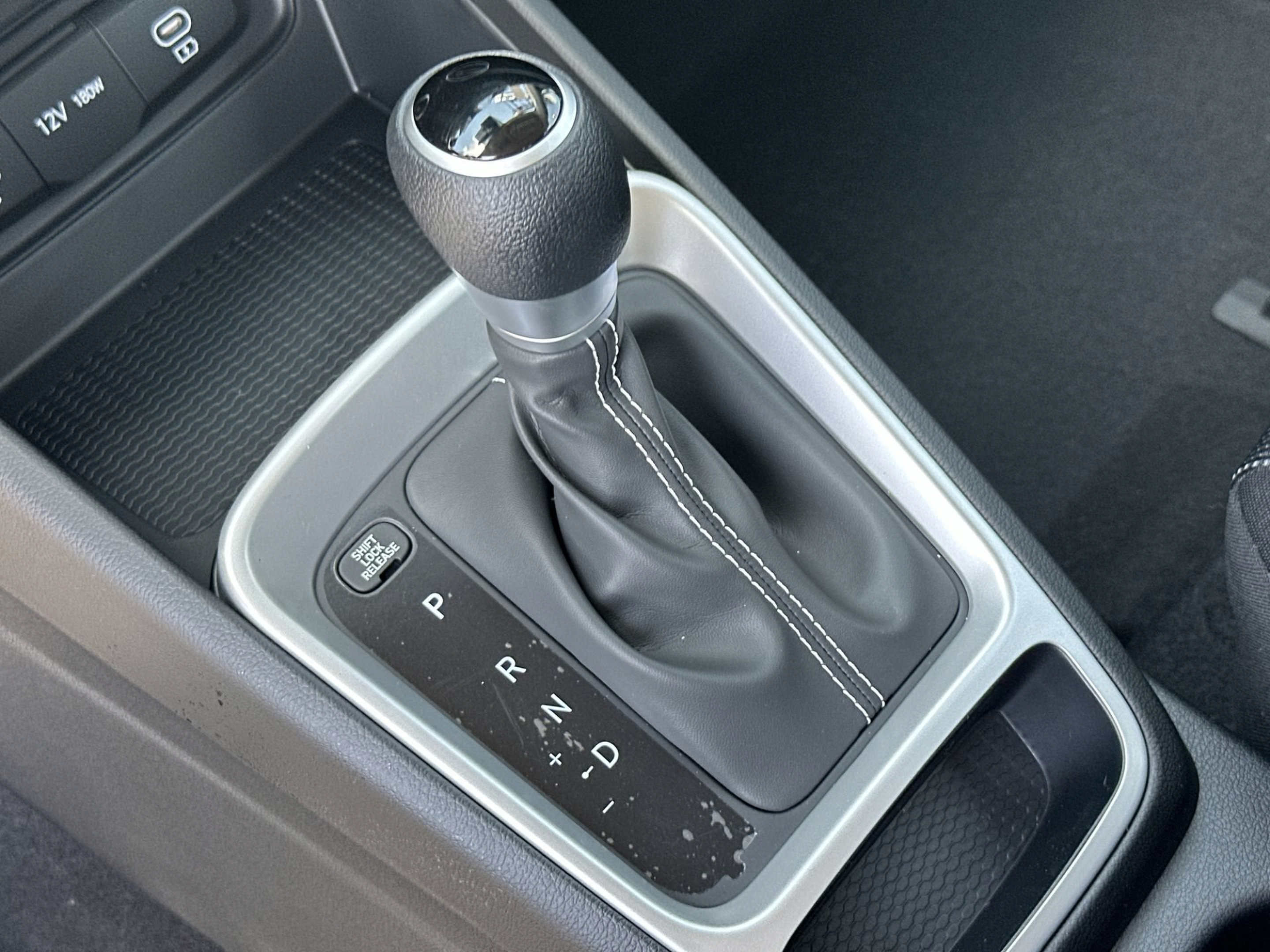 New 2026 Hyundai Venue SE FWD image 22