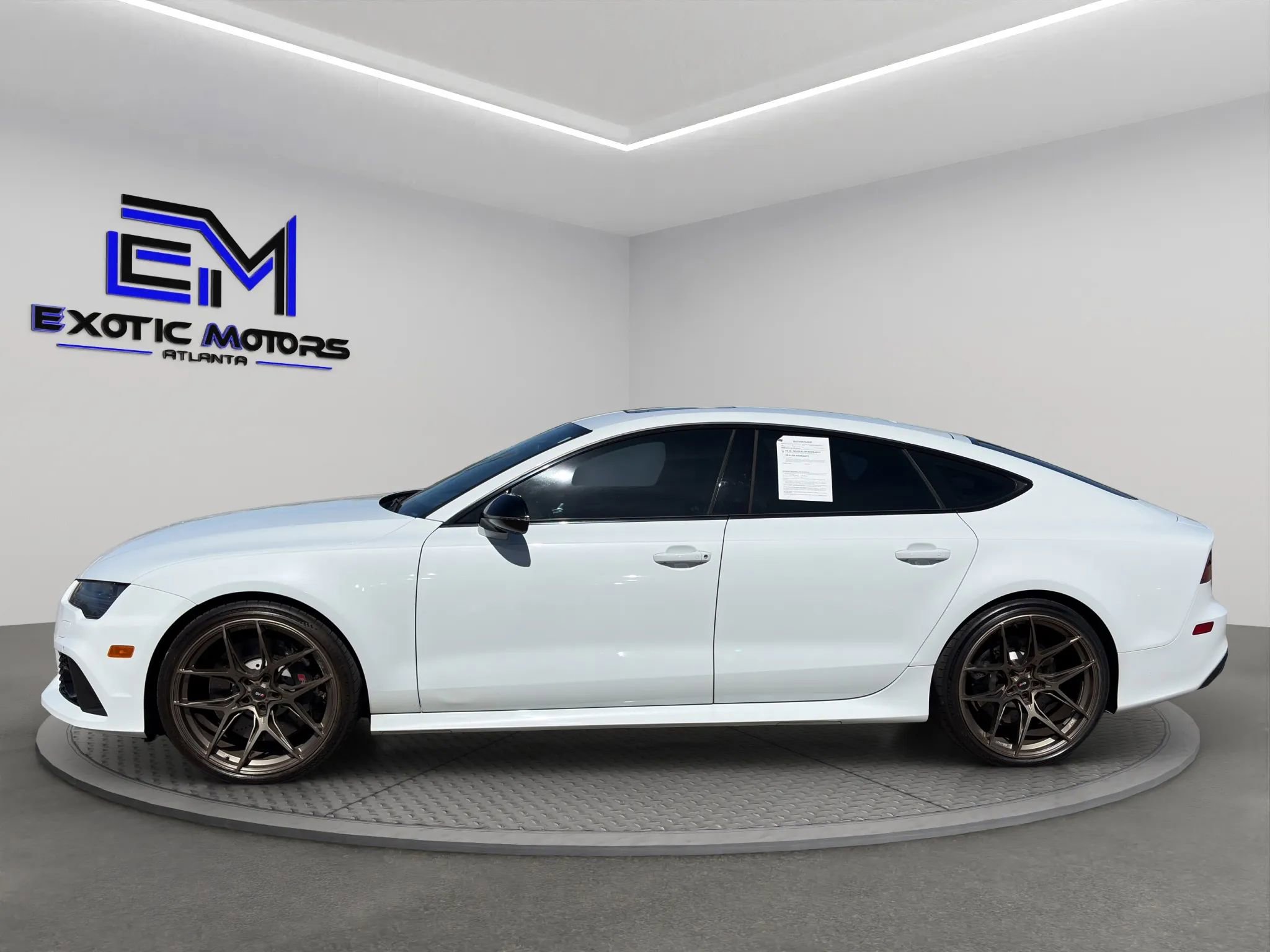 Used 2016 Audi RS 7 Prestige image 2