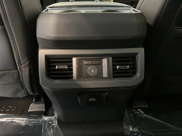 New 2026 Ford F350 4x4 Crew Cab Super Duty image 14