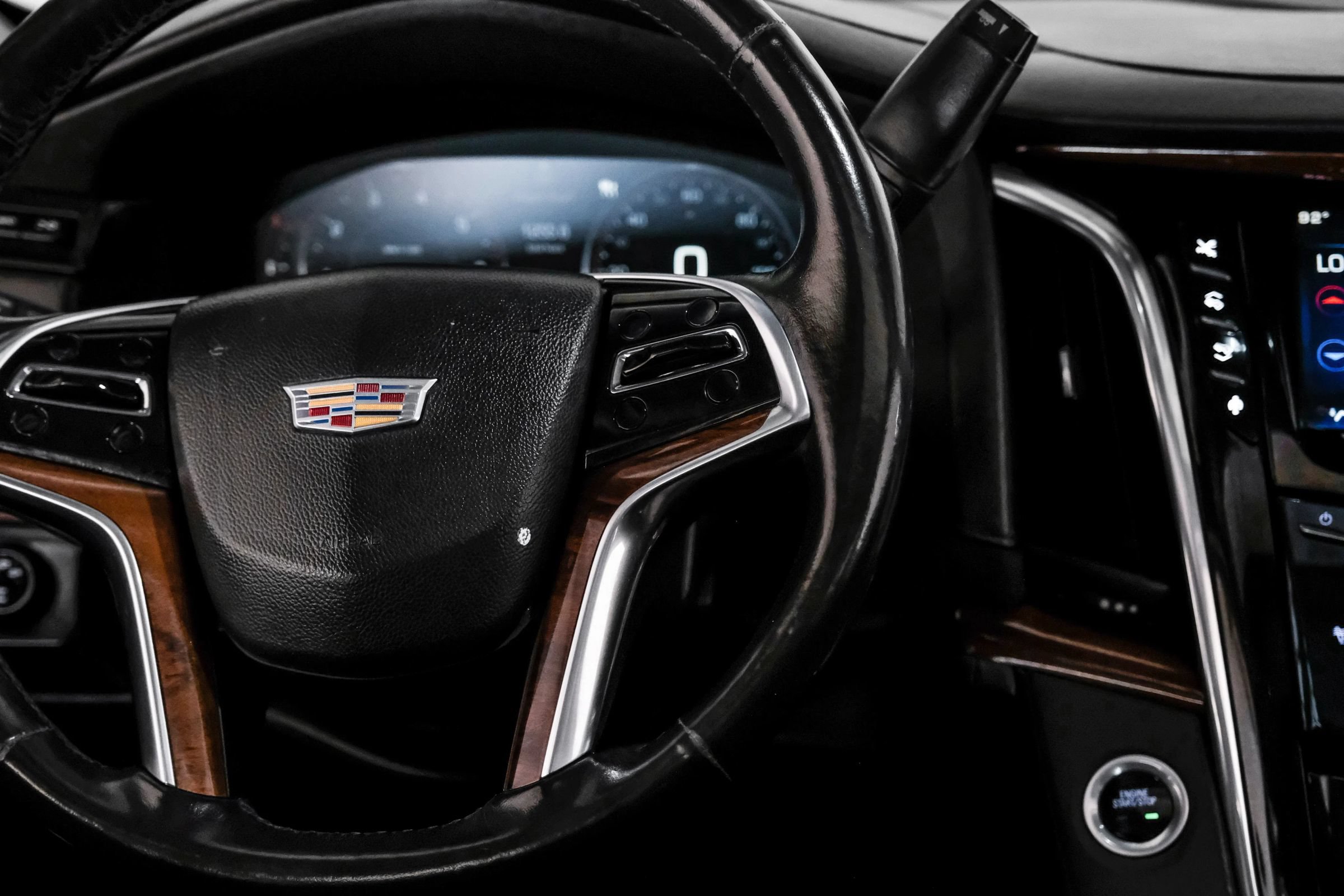 Used 2015 Cadillac Escalade ESV Premium AWD/4WD image 17