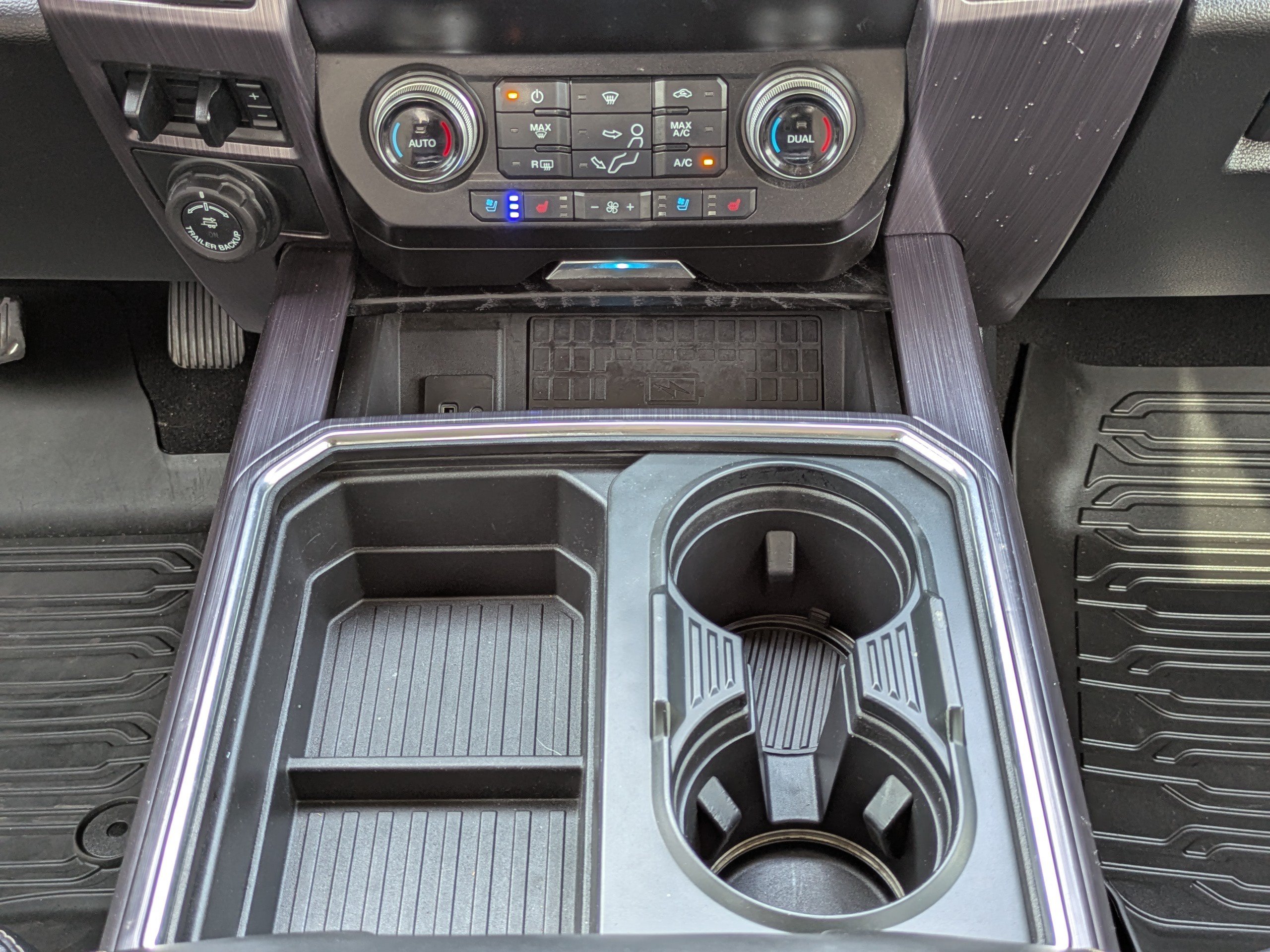 Used 2021 Ford F450 Limited w/ FX4 Off-Road Package AWD/4WD image 24