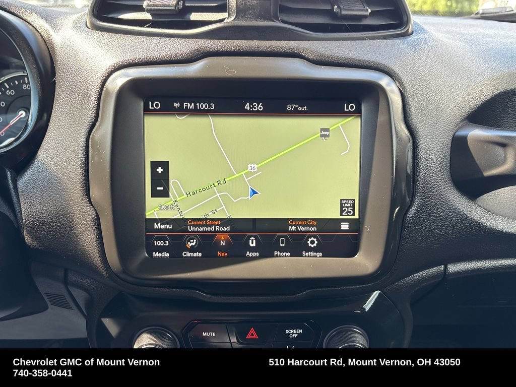 Used 2023 Jeep Renegade Latitude AWD/4WD image 22