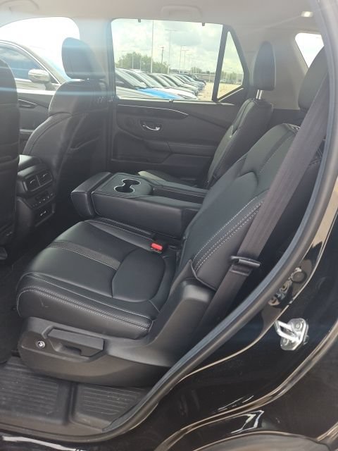 Used 2023 Honda Pilot EX-L image 6