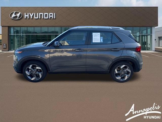 Certified 2026 Hyundai Venue SEL FWD image 2