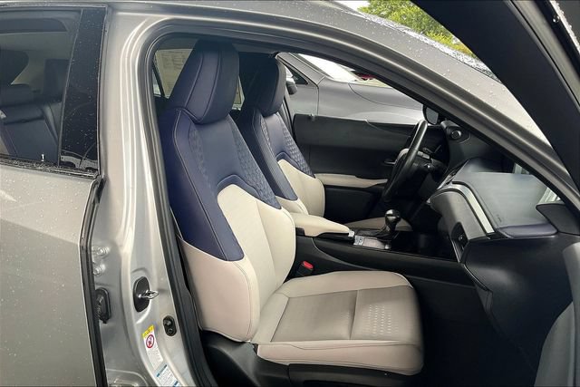 Used 2019 Lexus UX 250h w/ Accessory Package 2 AWD/4WD image 29