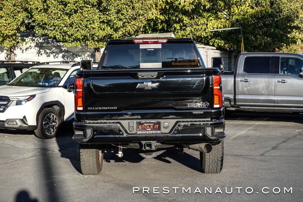 Used 2025 Chevrolet Silverado 3500 High Country w/ Technology Package image 28