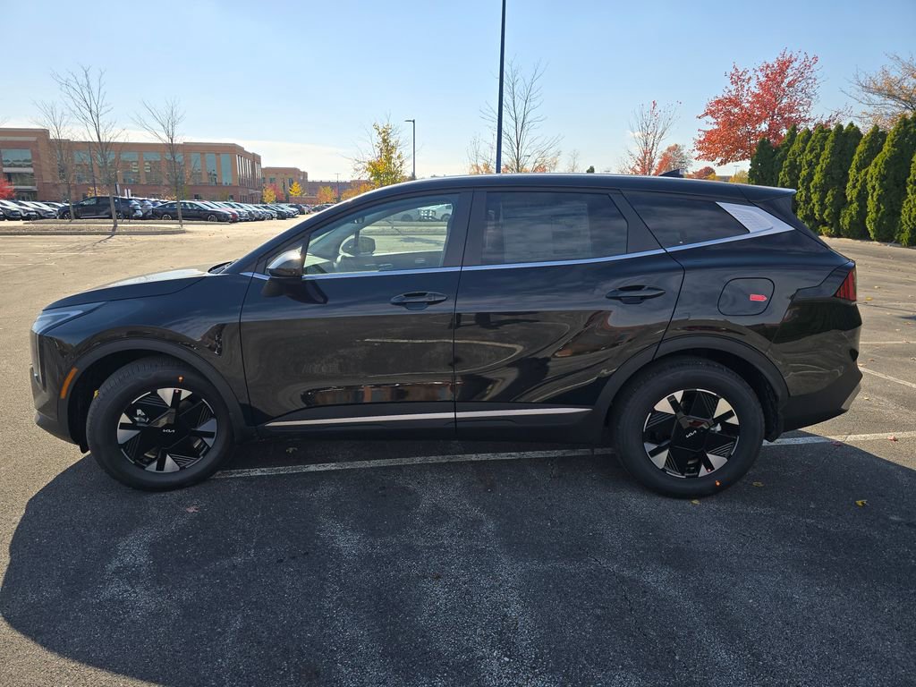 New 2026 Kia Sportage LX image 12